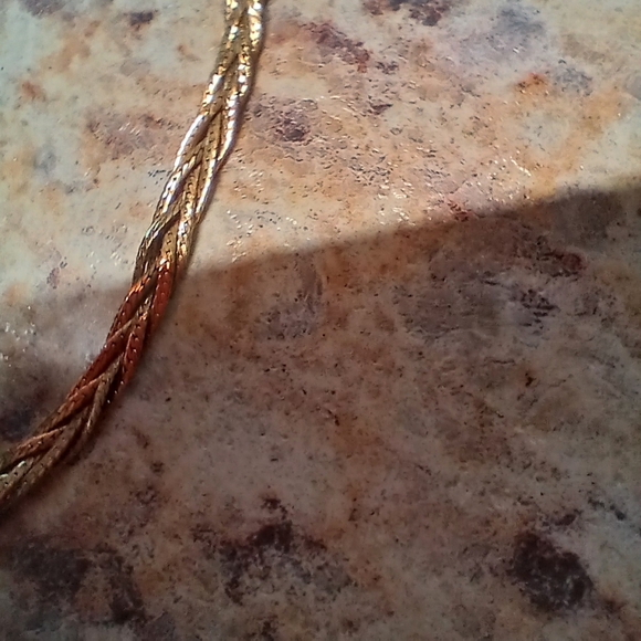 NAPIER Gold Braided 18" - Picture 10 of 14